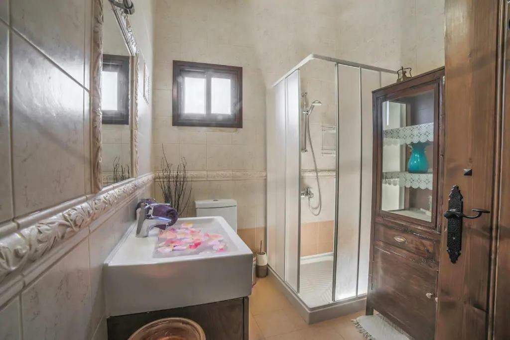 Lofou Traditional House المظهر الخارجي الصورة