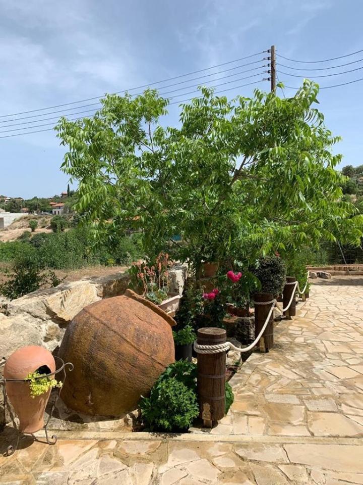 Lofou Traditional House المظهر الخارجي الصورة
